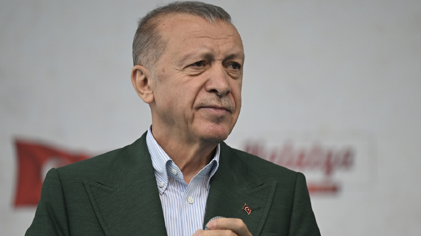 Erdoğan'dan depremzedelere: Hiçbir zaman karamsarlığa kapılmayın