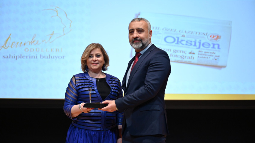 Oksijen'e en iyi gazete ödülü