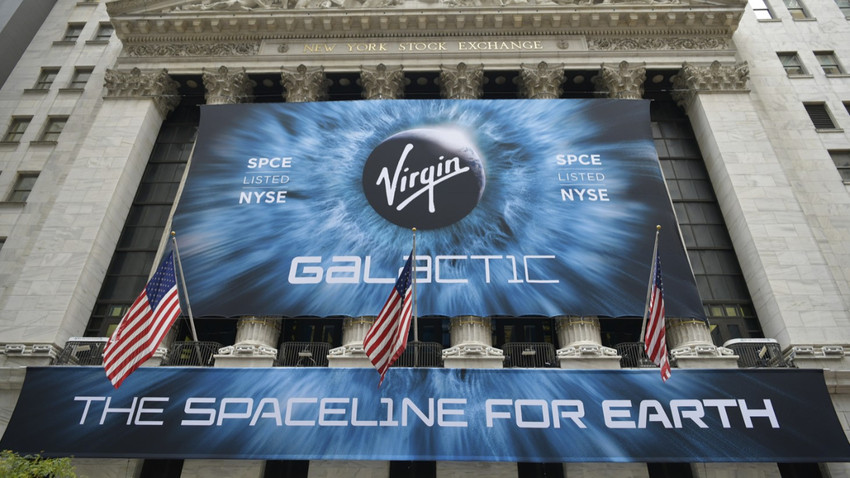Virgin Galactic uzaya ticari uçuşlarını bu ay başlatacak