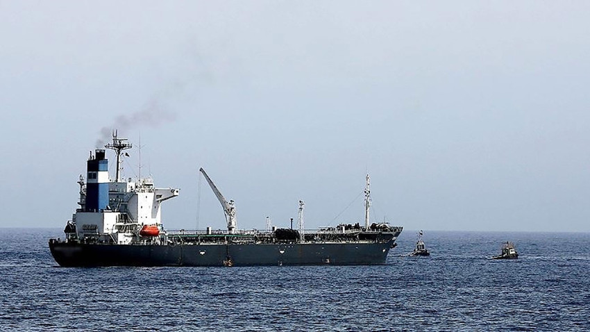 AB'den Rusya'ya yeni yaptırımlar: Gemiler arası petrol transferine engel