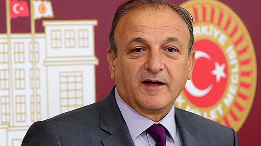 Eski MHP'li Oktay Vural, İYİ Parti'ye katıldı
