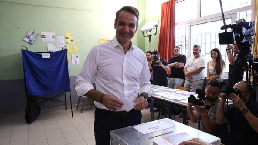 Yunanistan'da sandık çıkış anketlerine göre iktidardaki Yeni Demokrasi Partisi önde