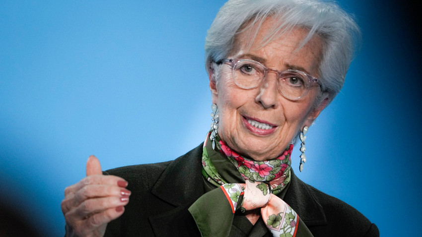 Lagarde: Temmuzda faiz artırmaya devam edeceğiz