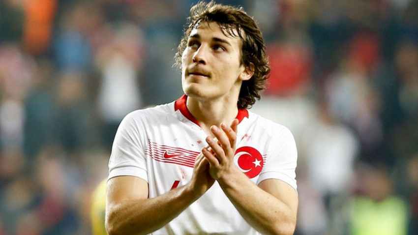 Atletico Madrid Kulübü Çağlar Söyüncü transferini duyurdu