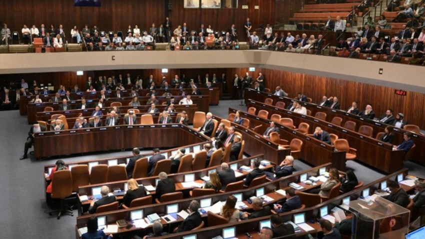 İsrail'de Anayasa Komisyonu yargının yetkilerini sınırlayan yasa tasarısını kabul etti