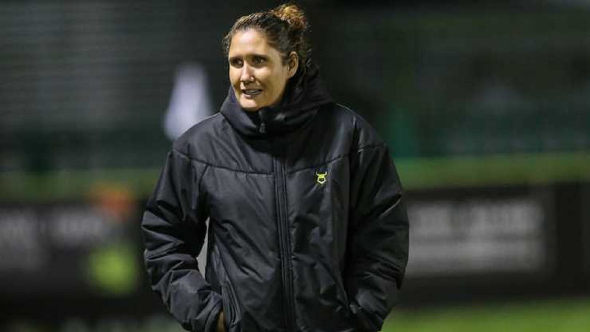 İngiltere'de ilk: Erkek futbol takımını kadın teknik direktör yönetecek