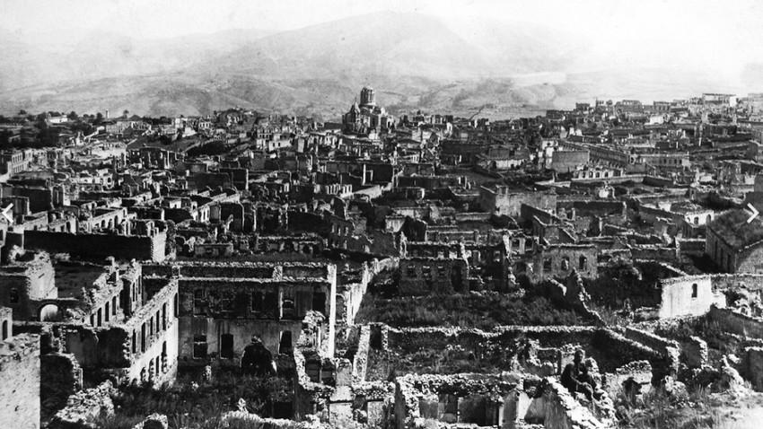 Yaşanan yıkım sonrasında Şuşa kenti.