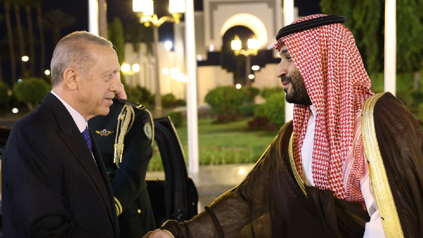 Cumhurbaşkanı Erdoğan Suudi Arabistan'da resmi törenle karşılandı