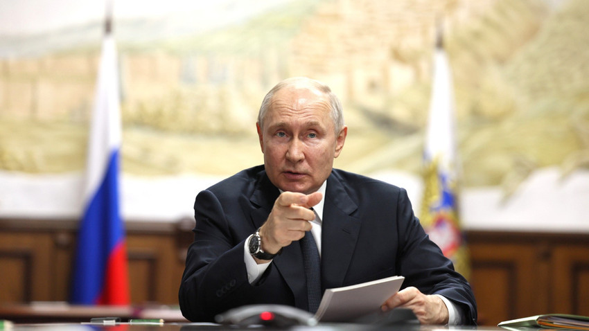 Putin: Batı’nın, Ukrayna karşı saldırılarının sonuçlarından hayal kırıklığına uğradığı açık