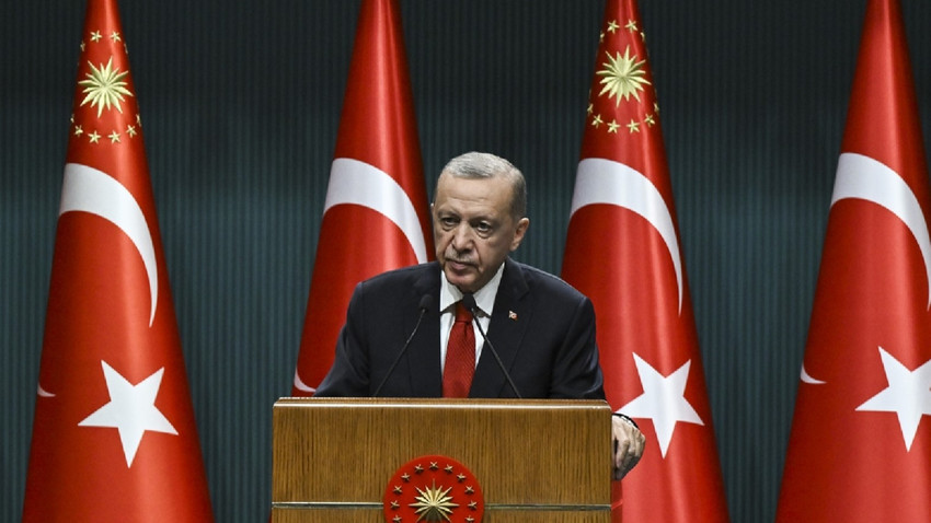 Cumhurbaşkanı Erdoğan'dan maaş zamlarıyla ilgili açıklama: Yılbaşı civarı neticelendirmeyi planlıyoruz