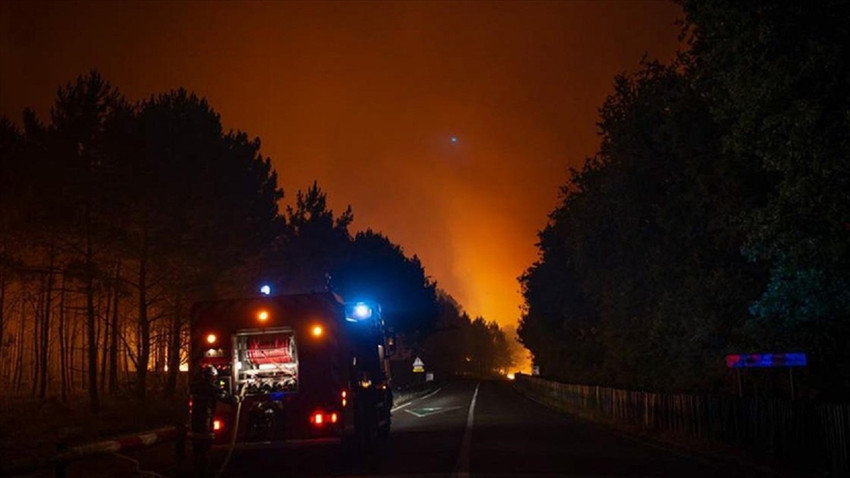 Fransa'nın Var bölgesinde yüksek yangın riski nedeniyle kırmızı alarm verildi