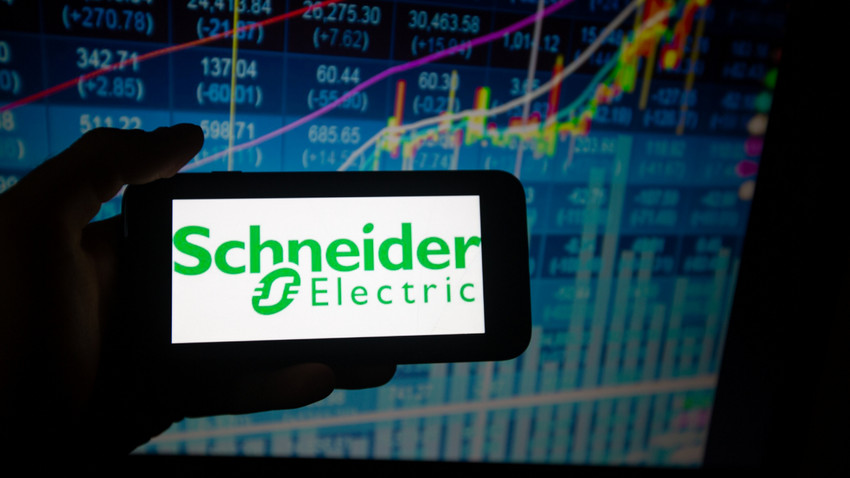 Schneider Electric’in ilk yarıyıl gelirleri 17,6 milyar euro'ya ulaştı