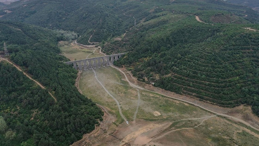 İstanbul'da barajları 1700 futbol sahası kadar küçüldü