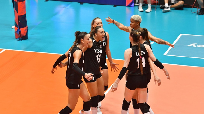 A Milli Kadın Voleybol Takımı Azerbaycan'ı 3-0 yendi