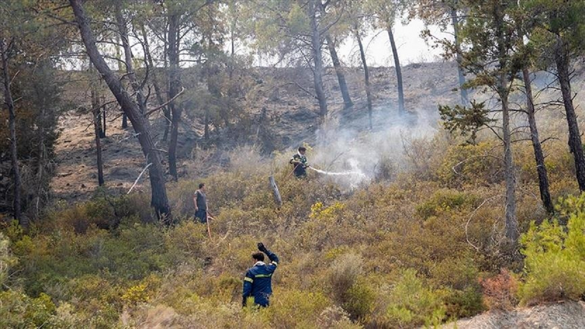 Yunanistan Dedeağaç'taki yangın nedeniyle bölgede acil durum ilan edildi
