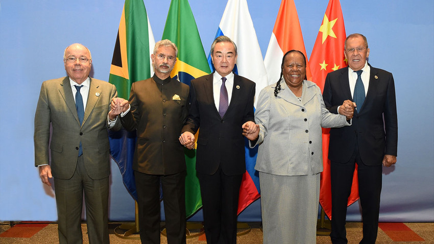 BRICS liderleri 6 ülkenin birliğe katılımını onayladı