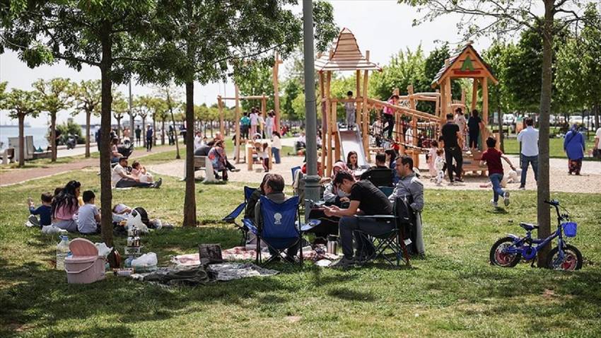 İstanbul’da park, piknik, plaj ve sahilde içki içmek yasaklandı mı?