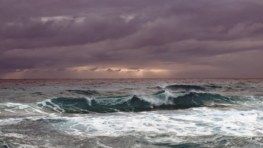 Atlantik Okyanusu'ndaki Lee Tropik Fırtınası 4. kategoride kasırgaya dönüşebilir