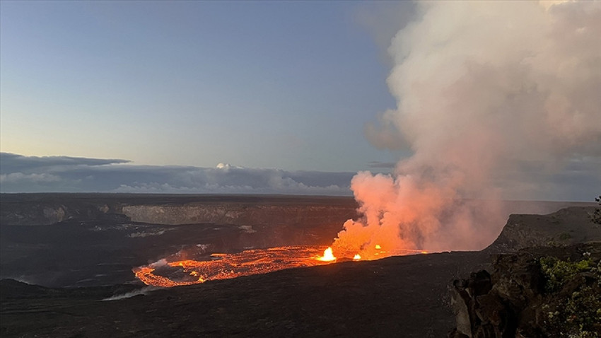 Hawaii'deki Kilauea Yanardağı 96 gün sonra tekrar faaliyete geçti