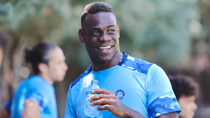 Balotelli, Adana Demirspor'a geri döndü