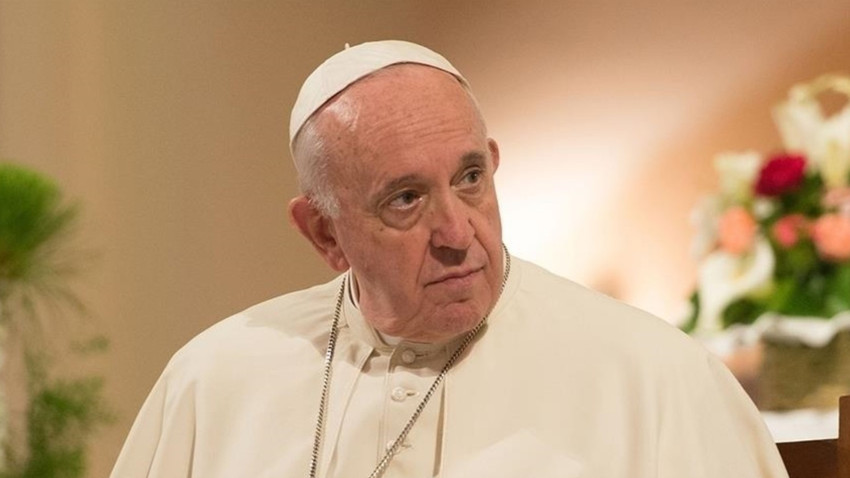 Papa Franciscus: Dünya Küba Füze Krizi'nde olduğu gibi nükleer savaşın eşiğinde