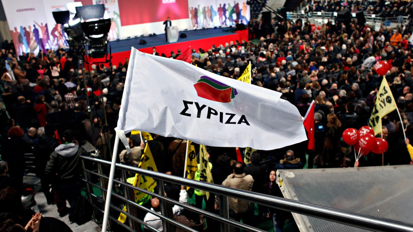 SYRIZA'da kriz: 2'si Türk 9 milletvekili partiden istifa etti