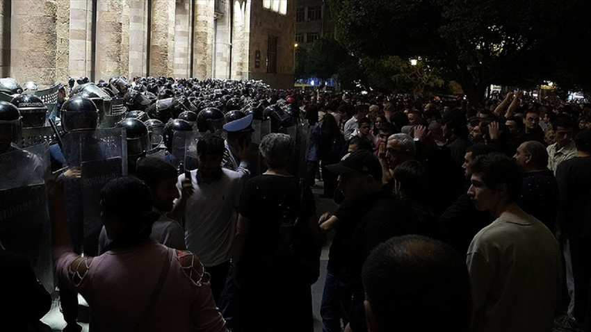 Ermenistan'da başbakana suikast girişimi: 8 kişi gözaltına alındı