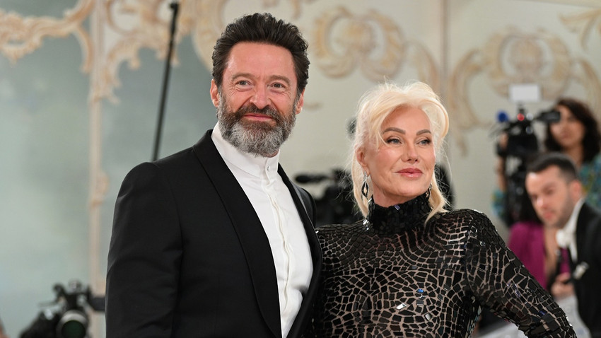 Hugh Jackman ve Deborra-Lee Furness, MET Gala, 1 Mayıs 2023 (Fotoğraf: Nina Westervelt/The New York Times)