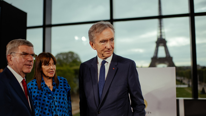 Bernard Arnault'un Paris'te katıldığı bir toplantı / 24 Temmuz 202 (Dmitry Kostyukov/The New York Times)