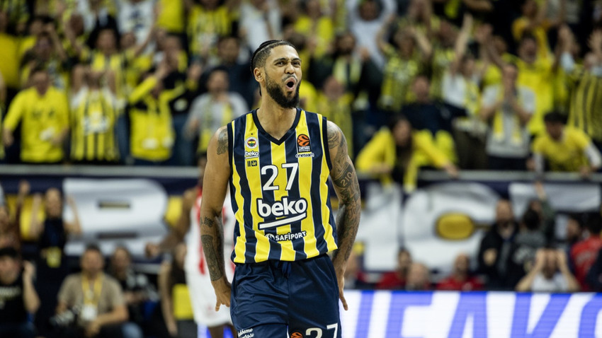 Fenerbahçe Beko'nun basketbolcusu Tyler Dorsey'nin ayak tarak kemiğinde kırık tespit edildi