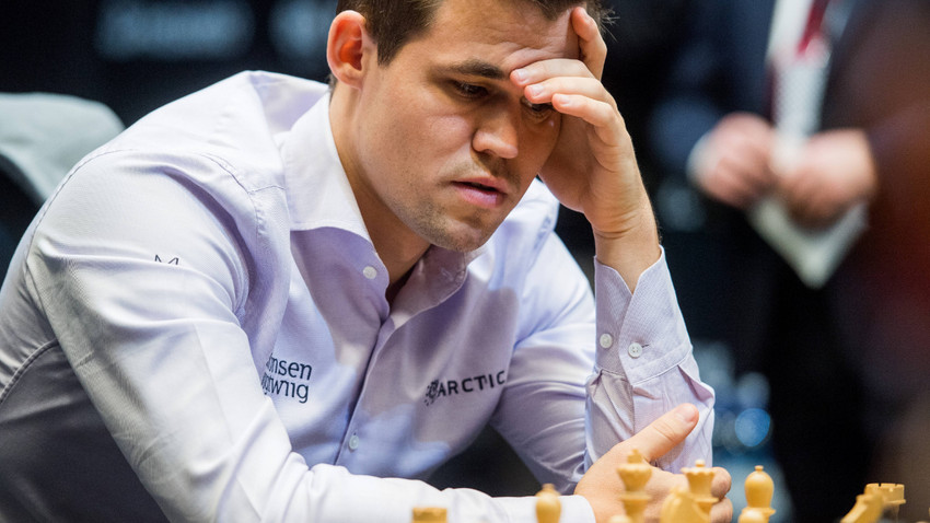 Satranç dünyasında kot pantolon krizi: Dünya şampiyonu Carlsen turnuvayı terk etti