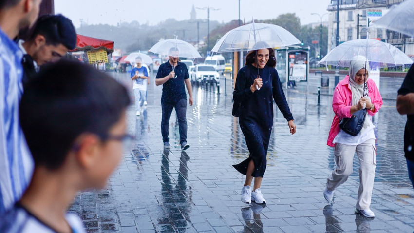 İstanbul'da yarın için kuvvetli sağanak uyarısı