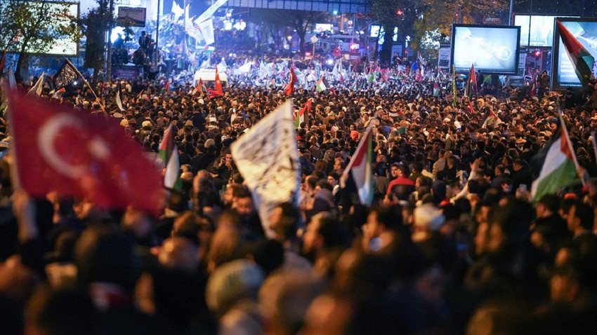 İstanbul Valiliği: İsrail Başkonsolosluğu'ndaki protestolarda 63 kişi yaralandı, 1 kişi öldü