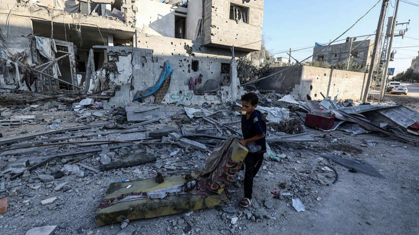 İsrail: Mısır üzerinden Gazze'ye yardımlar yakında başlayacak