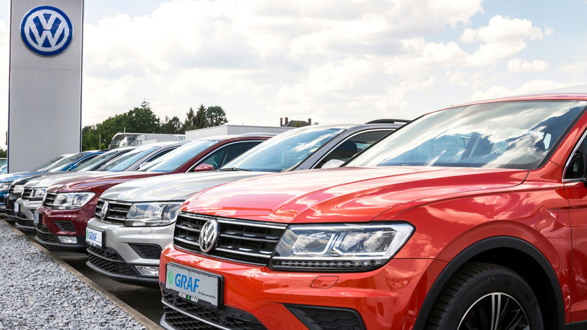 Üçüncü çeyrekte zarar açıklayan Volkswagen diken üstünde: Trump tarifeleri 5 milyar euro'ya patlayacak