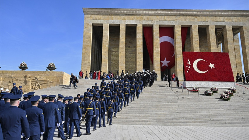 NATO Türkiye Cumhuriyeti'nin 100. yılını kutladı
