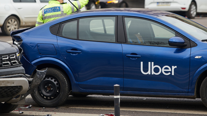 Uber ve Lyft sürücülerle uzlaştı: 328 milyon dolar ödeyecekler