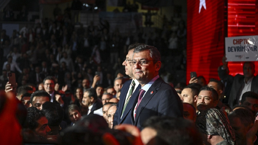 CHP Genel Başkanı Özel: Kılıçdaroğlu'nun deneyimlerinden istifade etmeye devam edeceğiz