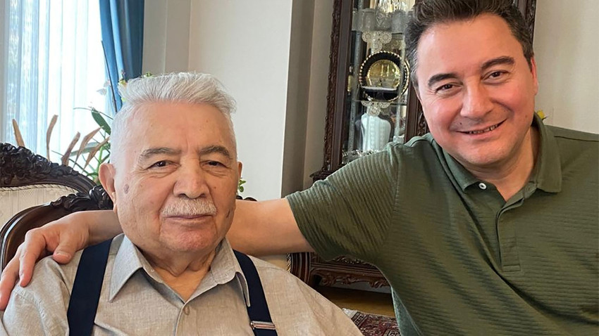 Ali Babacan'ın babası hayatını kaybetti