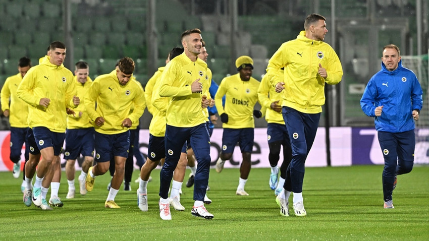 Fenerbahçe'nin Adana Demirspor maçı kadrosu açıklandı