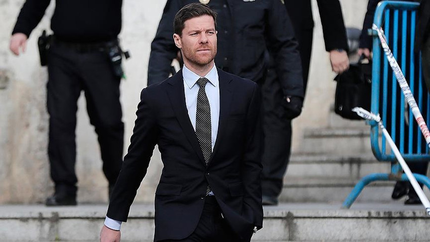 Xabi Alonso'nun yeni sözleşmesine Real Madrid maddesi