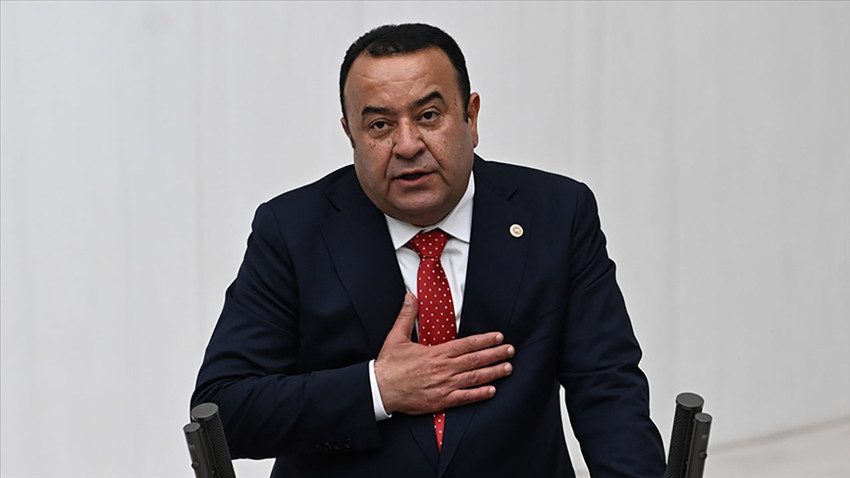 Ankara Milletvekili Adnan Beker İYİ Parti’den istifa etti