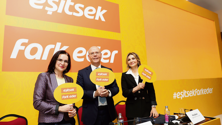 Asya Varbanova, Özgür Kahramanzade ve Filiz Öztürk