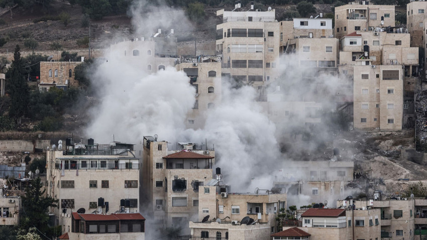 İsrail Hamas lideri Haniye'nin evine hava saldırısı düzenledi