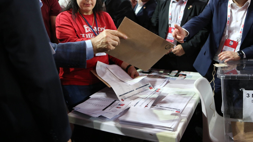 CHP'de tüzük kurultayı takvimi belli oldu