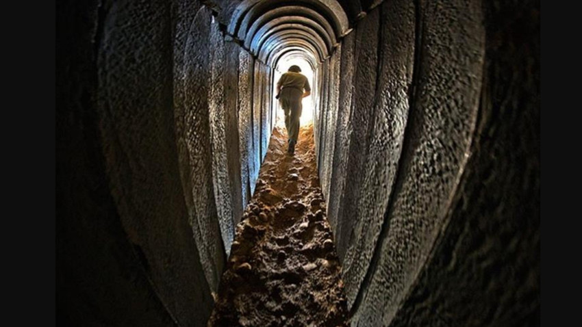İsrail: Gazze'de 4 kilometre uzunluğunda tünel bulduk