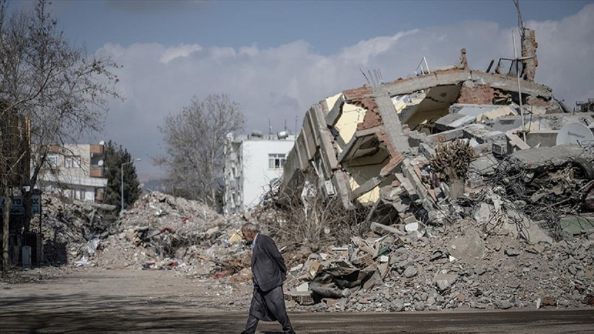 Depremde 72 kişinin hayatını kaybettiği İsias Oteli'ne ilişkin iddianame kabul edildi