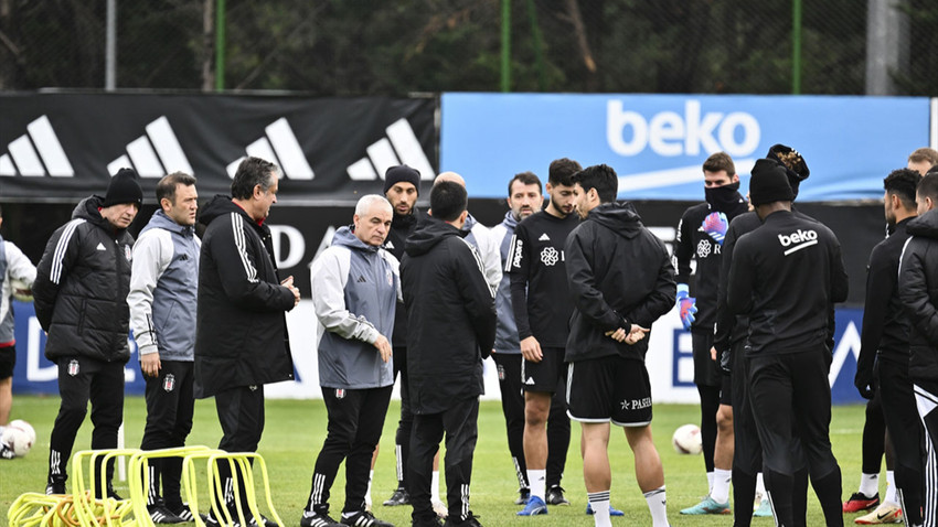 Beşiktaş'ta 4 futbolcu, Fenerbahçe derbisinde forma giyemeyecek