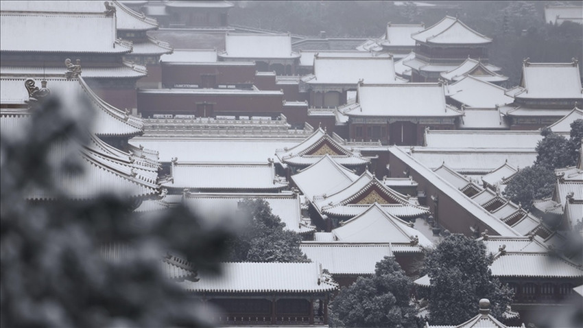 Çin kar altında: Turuncu alarm verildi, binlerce uçak seferi iptal edildi