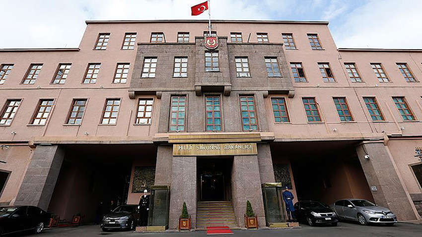 Tuzla Piyade Okulu'ndaki Atatürk fotoğrafı tartışmasına soruşturma